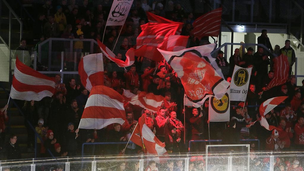 Vaasan Sportin faneja SaiPa-kotipelissä lokakuussa.