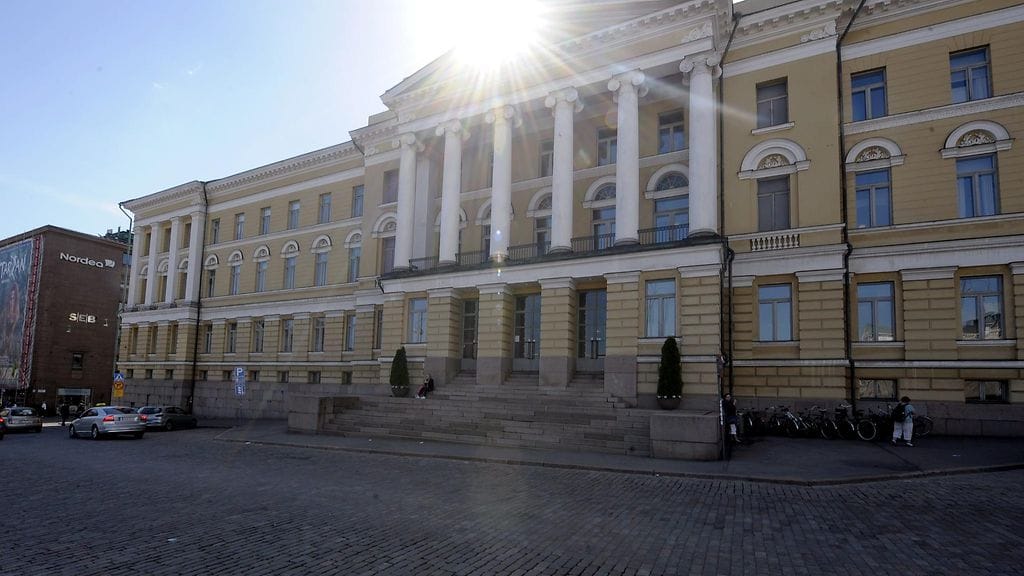 Useat ulkomaiset tutkijat joutuvat Suomessa pätkätöihin. Kuvituskuva.