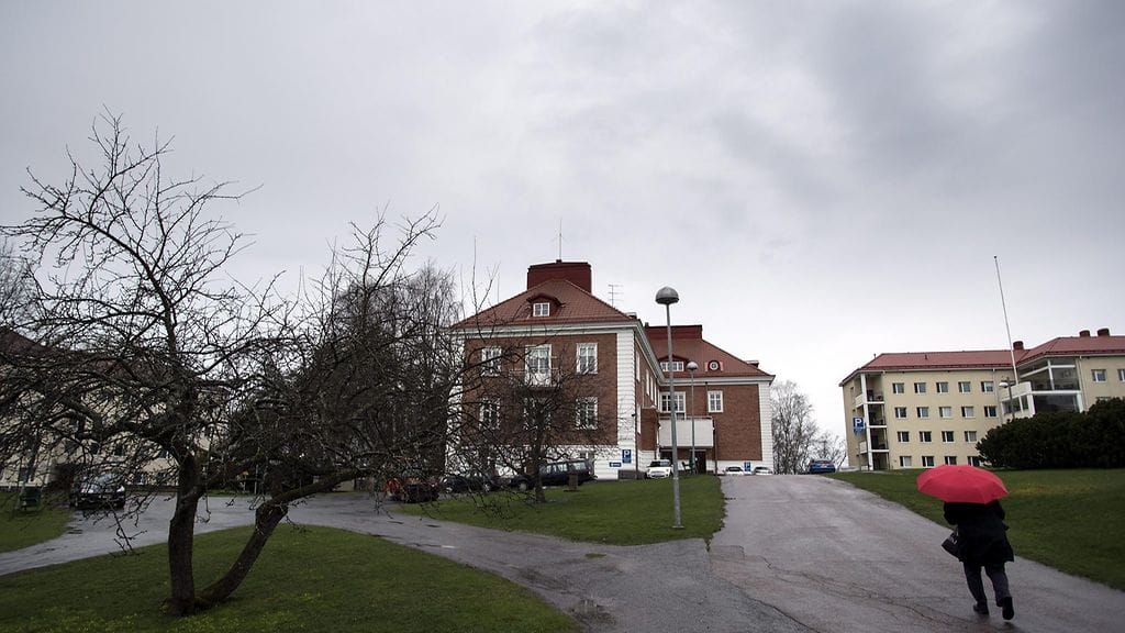 Koukkuniemen vanhainkodista kadonnut nainen löytyi hyväkuntoisena 17. tammikuuta 2016. Arkistokuvassa vanhainkoti toukokuussa 2015.