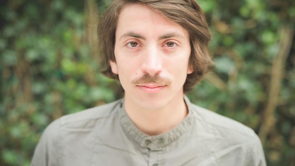 Kuvituskuva viiksimiehestä.