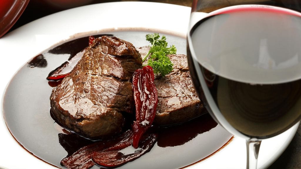 Millä perustein sinä valitset pihviviinin?