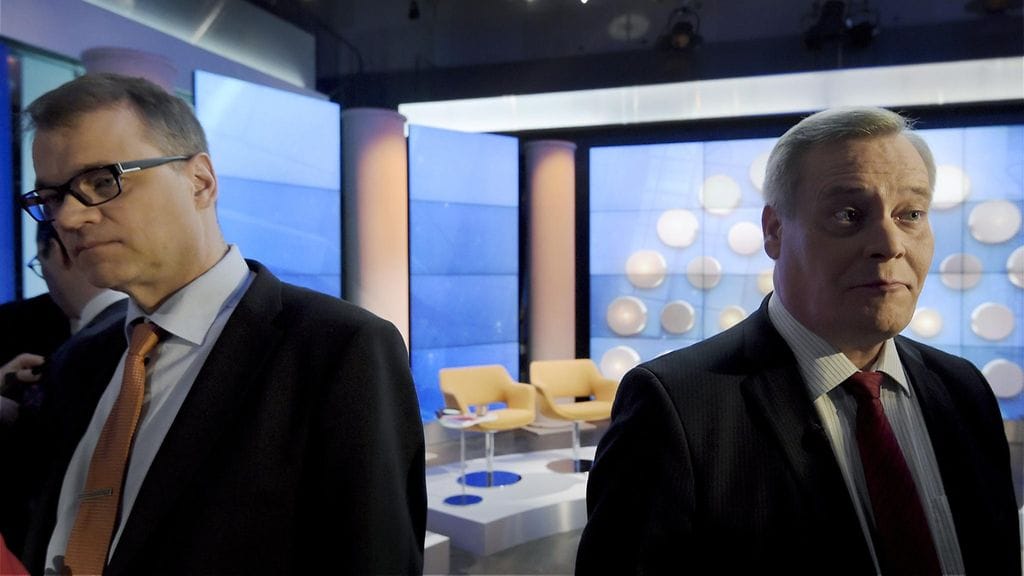 Juha Sipilän keskusta ja Antti Rinteen SDP ovat kärjessä Helsingin Sanomien teettämässä gallupissa.