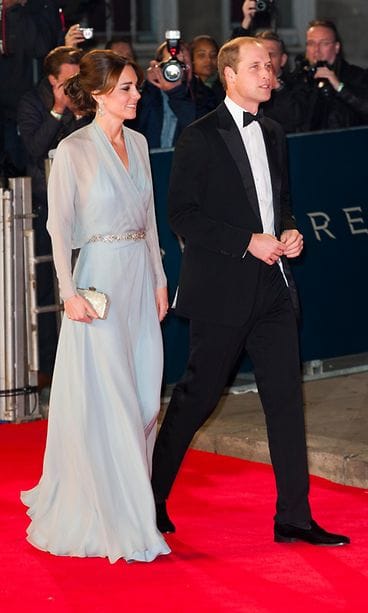 Catherine, William, Harry Bond-ensi-illassa 4