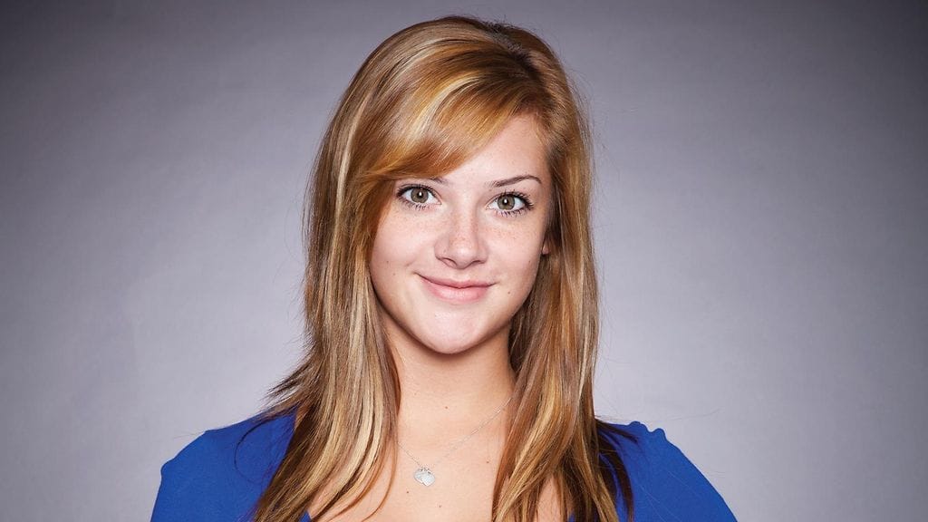 Isobel Hodgins esittää Emmerdalessa Victoria Burtonia.