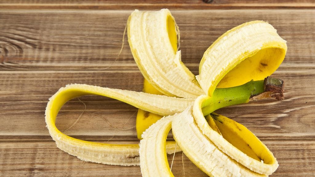 Myös banaanin kuoret voi syödä.