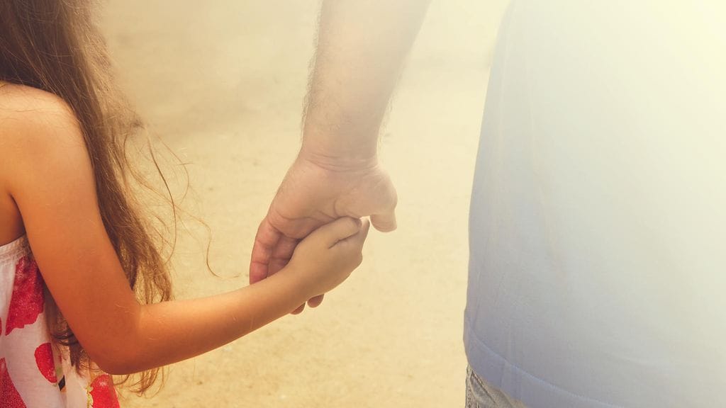 Isän upea teko keräsi hehkutusta somessa. Kuvituskuva.