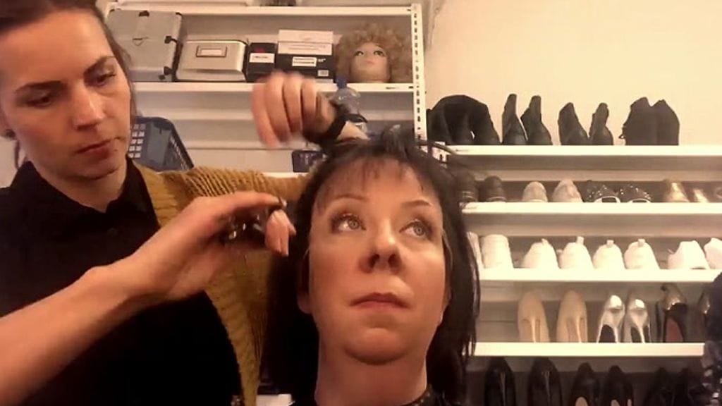 Jenni Kokander muuntautuu Irma Rönköksi