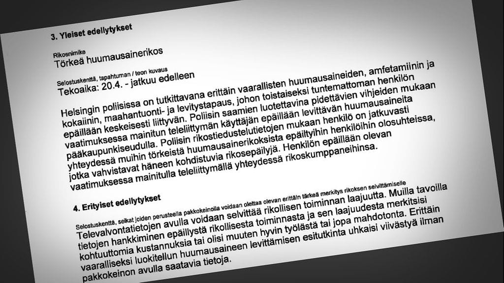 Huumepoliisin komisariota syytetään muun muassa siitä, että hän olisi hakenut oikeudelta teleluvan ilman todellista syytä. Syyttäjän mukaan luvalla saadulla teletiedoilla haluttiin tarkistaa anonymisaattorin toiminta.