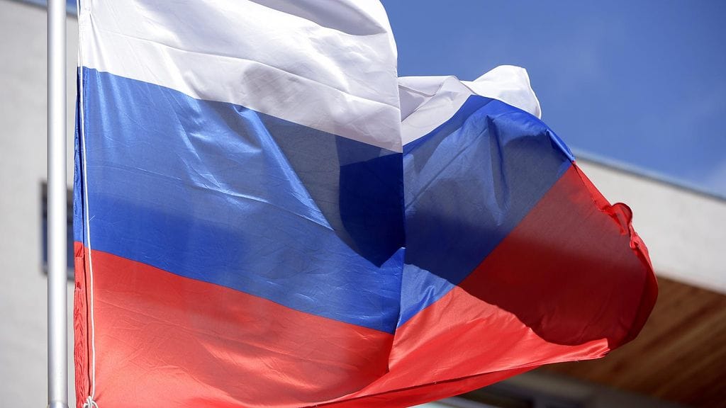 enäjän parlamentti sääti vuonna 2012 lain, joka vaatii ulkomaista rahoitusta saavien kansalaisjärjestöjen rekisteröityvän sakon uhalla "vieraiksi agenteiksi".