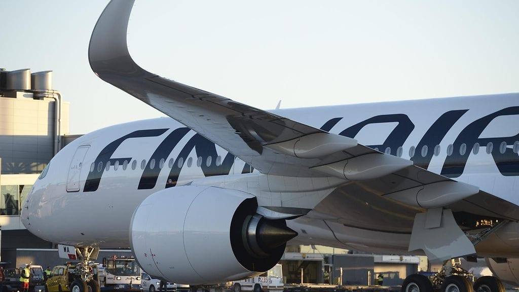 Korkein oikeus ei myöntänyt valituslupaa Finnairille hovioikeuden päätöksestä, jonka mukaan Finnairin on maksettava miehelle myöhästymisestä 600 euron korvaus.