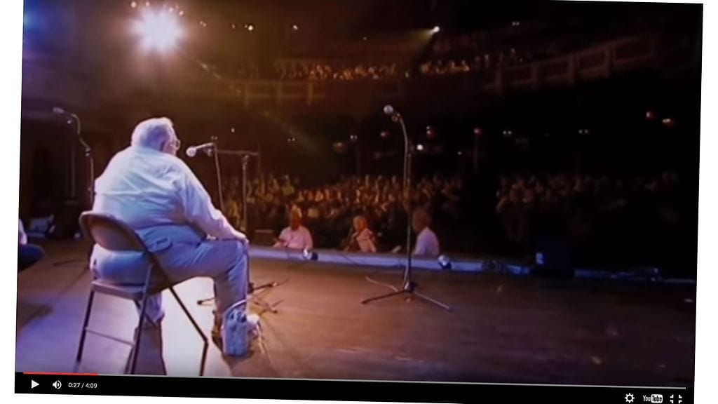 80-vuotiaan Fred Knittlen esitystä on katsottu videopalvelu YouTubessa jo yli 300 000 kertaa.