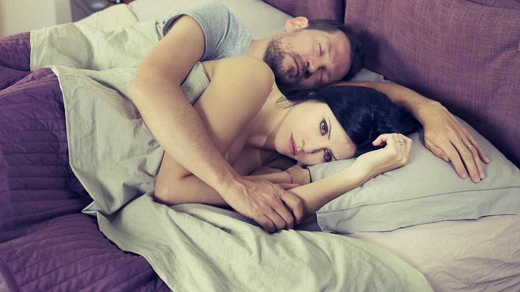 Mikä ajaa naisen pettämään?