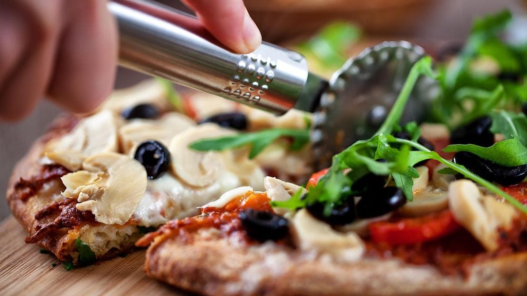 Jos pizzaa leipoo itse kotona, kannattaa taikinaan panostaa kaikkein eniten.