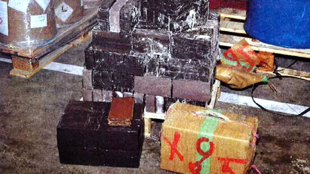 Hollannissa löytyi 22. joulukuuta 2011 Suomeen matkalla ollut tynnyri, jossa oli 140 kg hasista.