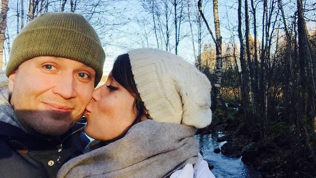 Antti ja Sari, Ensitreffit alttarilla