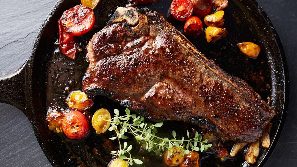 Lihan paistorasvaa kannattaa hyödyntää ruoanlaitossa!