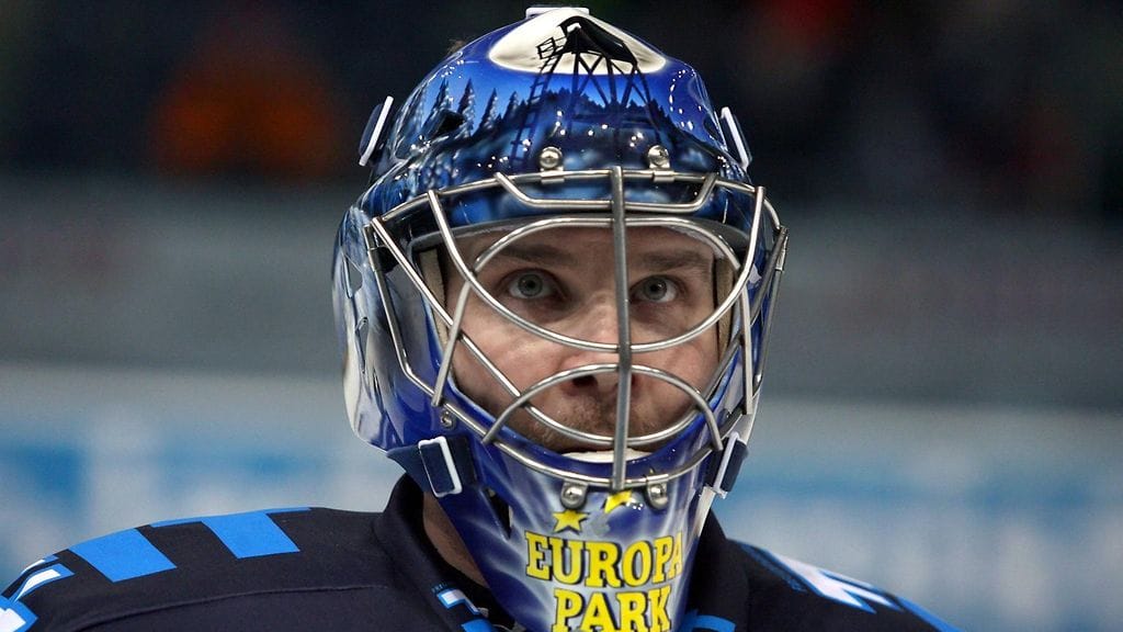 Ex-vahti Ilpo Kauhanen jakaa nykyään valmennusoppia KalPassa sekä Saksassa.