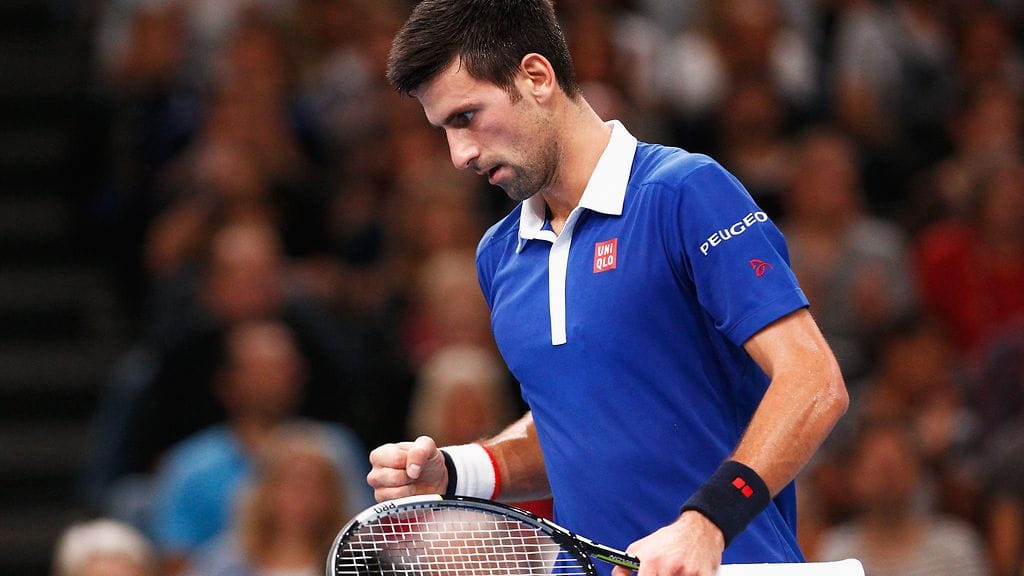 Novak Djokovic peittosi Andy Murrayn suoraan kahdessa erässä.