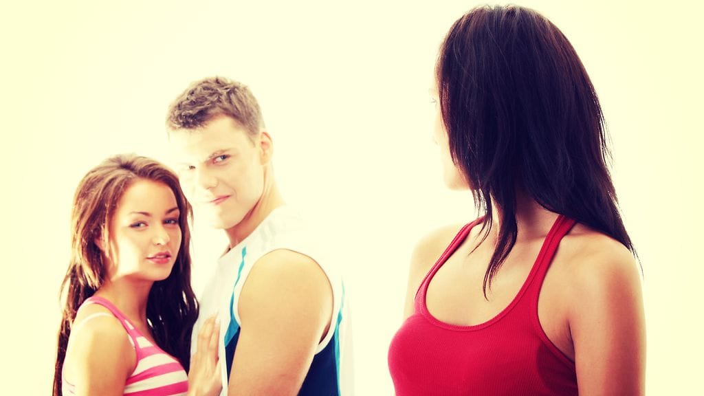 Pettämiseen kykeneväinen ihminen on saattanut elää perheessä, jossa vanhemmat ovat olleet uskottomia.