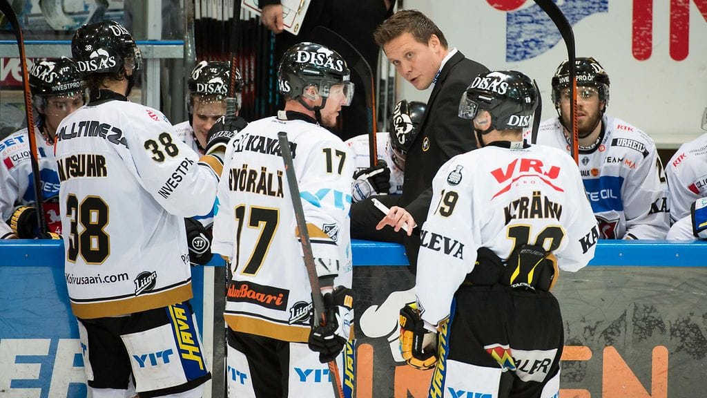 Lauri Marjamäen valmentama Kärpät on ainoana suomalaisjoukkueena takaa-ajajana 2. CHL-neljännesvälierissä.