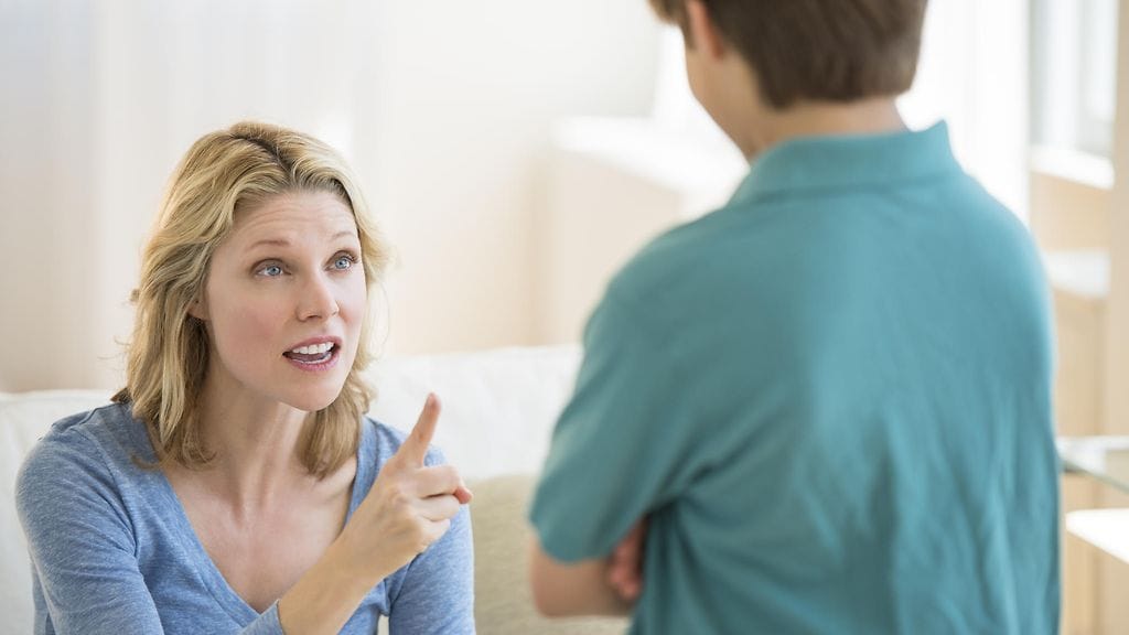 Mieti, miten puhut lapsellesi.