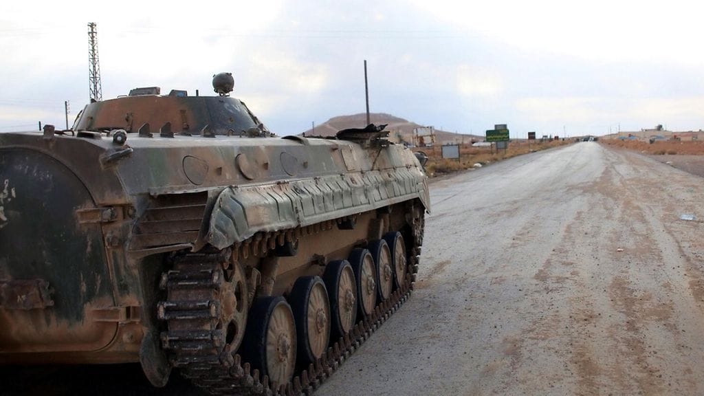 Syyrian armeijan joukot etenivät Aleppossa 4. marraskuuta 2015.