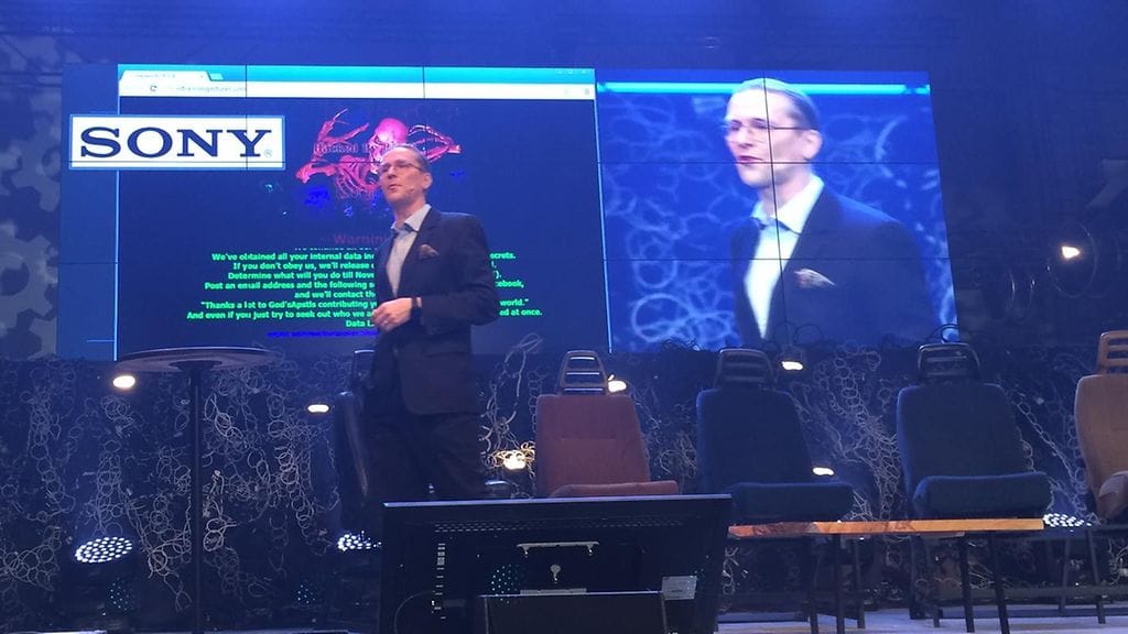 F-Securen Mikkoi Hyppönen Slush 2015 -tapahtumassa