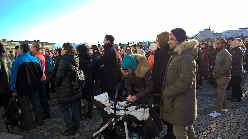 Perheenisä Soroush sanoo, ettei terrorismi kuuluu mihinkään uskontoon.