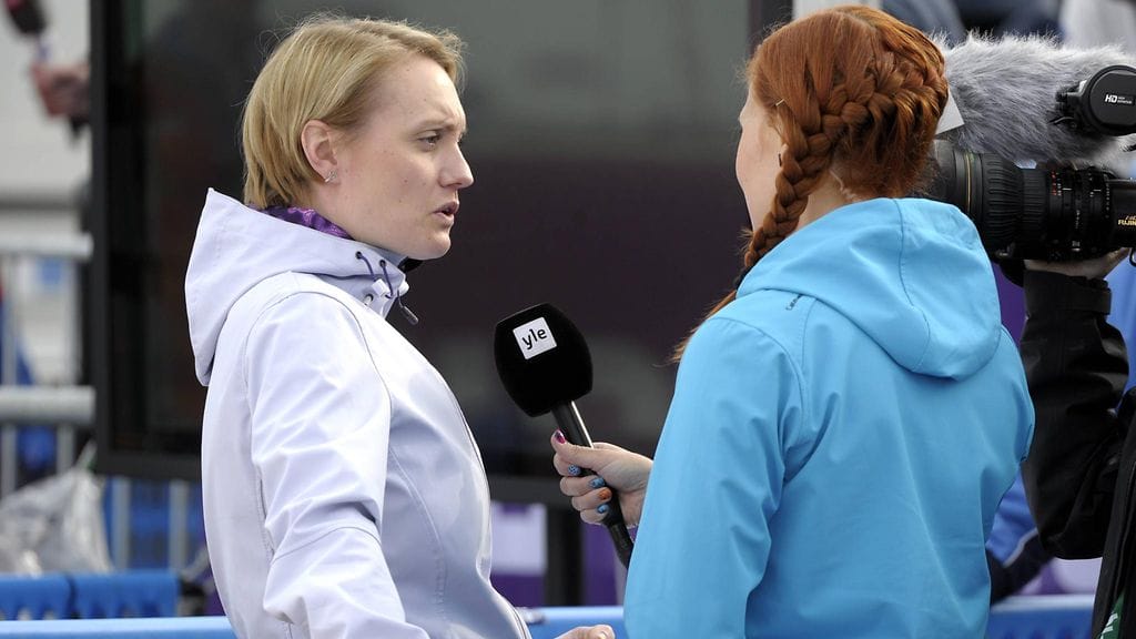 Laura Arffman haastattelee Pirjo Murasta Sotshissa 2014