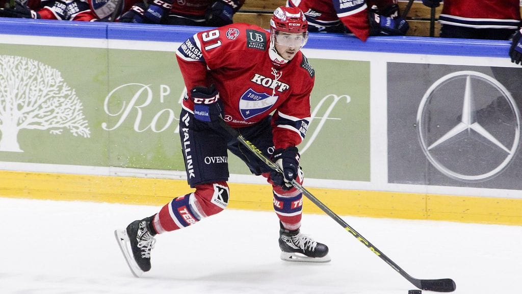 HIFK:n Corey Elkins kaapii aloituksia kovalla prosentilla.