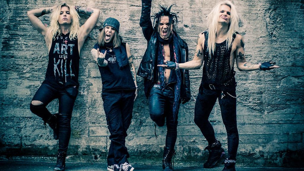 The Local Band alkuperäisessä kokoonpanossaan: Archie Cruz, Alexi Laiho, Jussi69 ja Olli Herman.