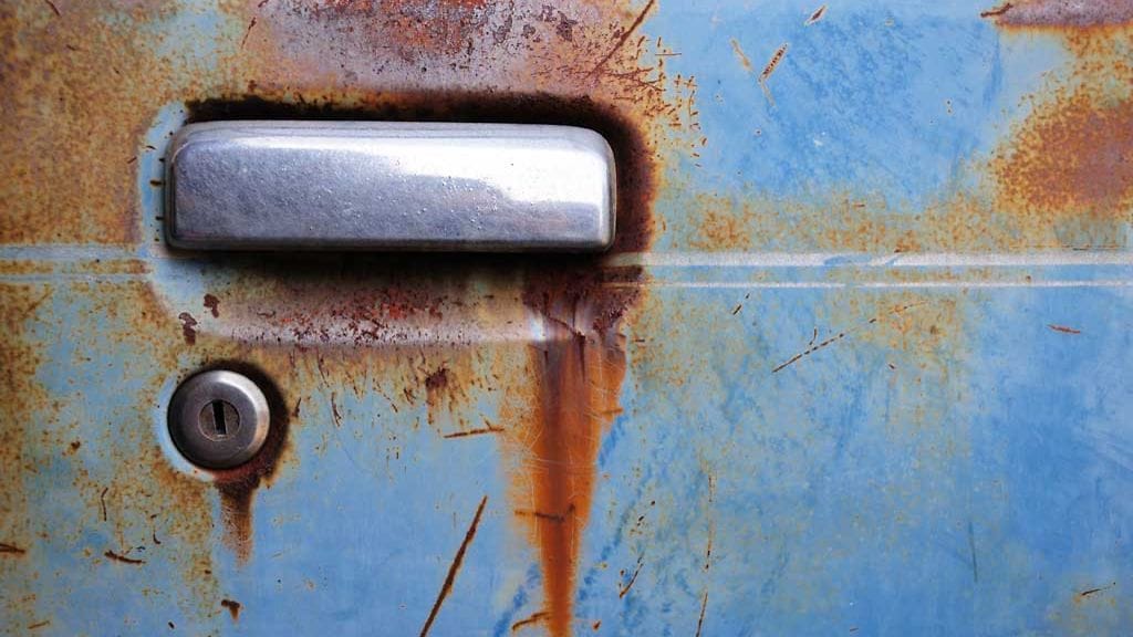 Myynti-ilmoituksissa voi törmätä ongelmia vähätteleviin ilmauksiin.