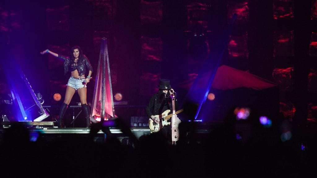 motleycrue-4