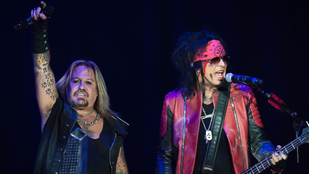 motleycrue-6