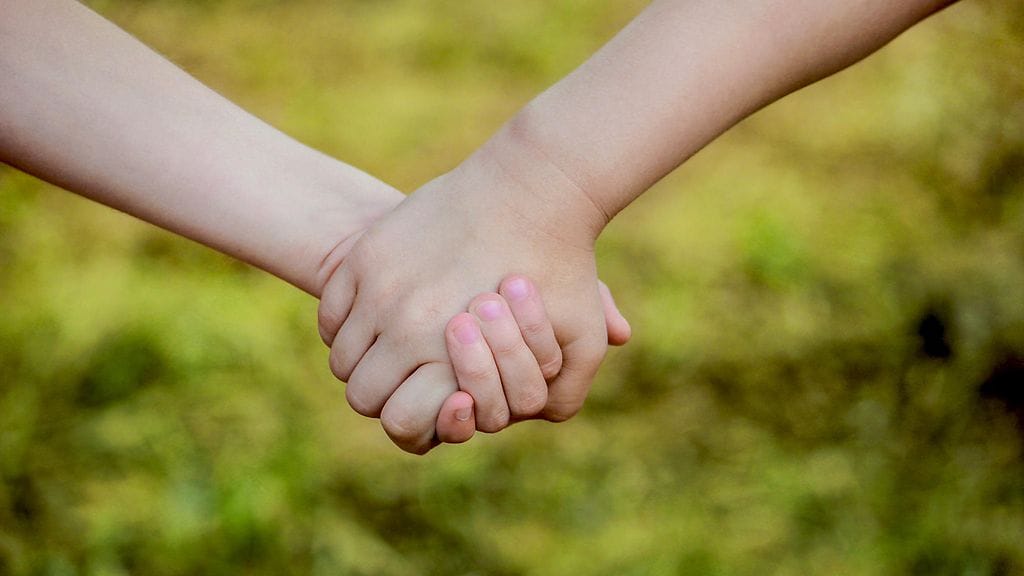 Davidin ja Aylan välinen side on koskettava. Kuvituskuva.