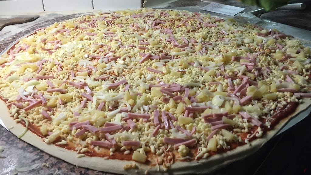 Ravintola Siilinpesä pizza raakana
