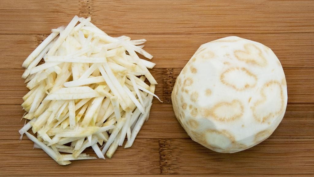 Juuriselleri on edullinen ja maistuva juures.