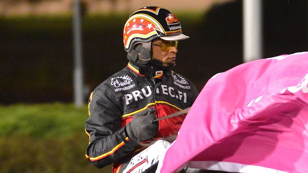 Henri Bollström ohjastaa Tähtiheiliä myös finaalissa.