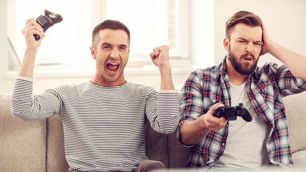 Aikuisena sitä ei voi heittäytyä lattialle ja saada itkuraivareita, jos häviää pelissä... eihän?