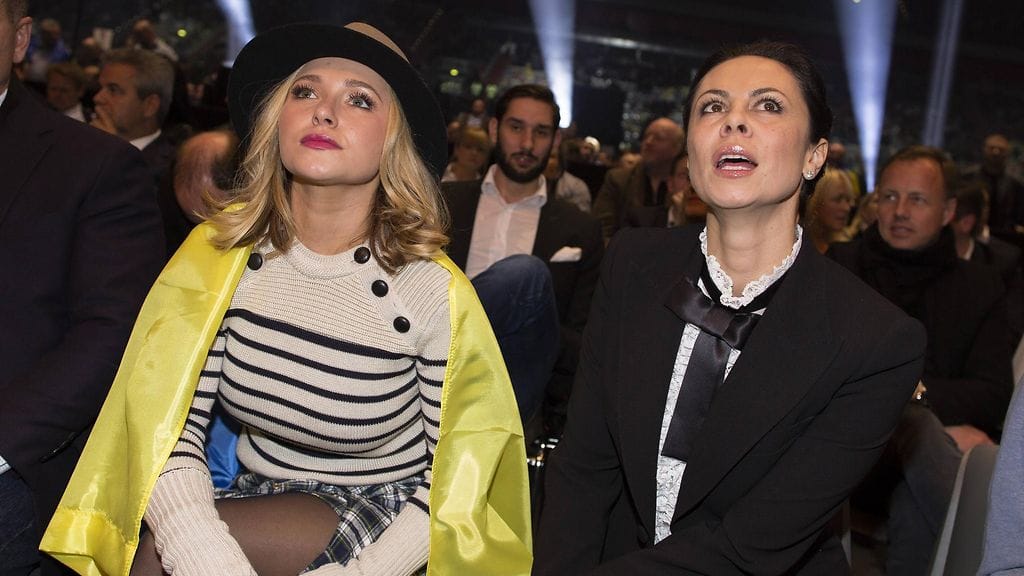 Hayden Panettiere Klitshkon ottelussa 28.11.2015 1