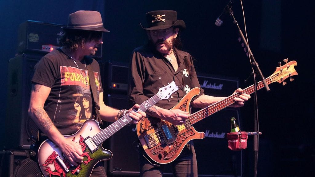 Motörhead-yhtyeen Phil Campbell ja Lemmy Kilmister lavalla syyskuussa 2015.