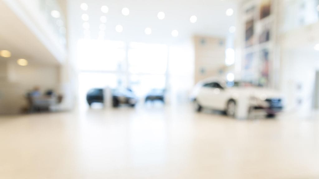 Autoliikkeen tarjoaman palvelun voit saada halvemmalla muualta.