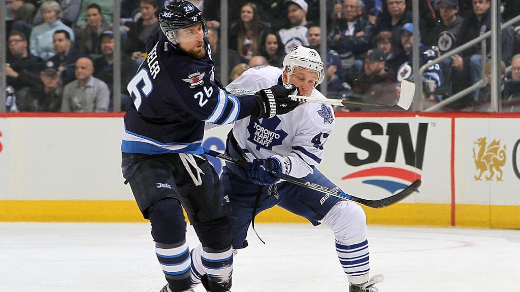 Leo Komarov ei jatkanut putkeaan.