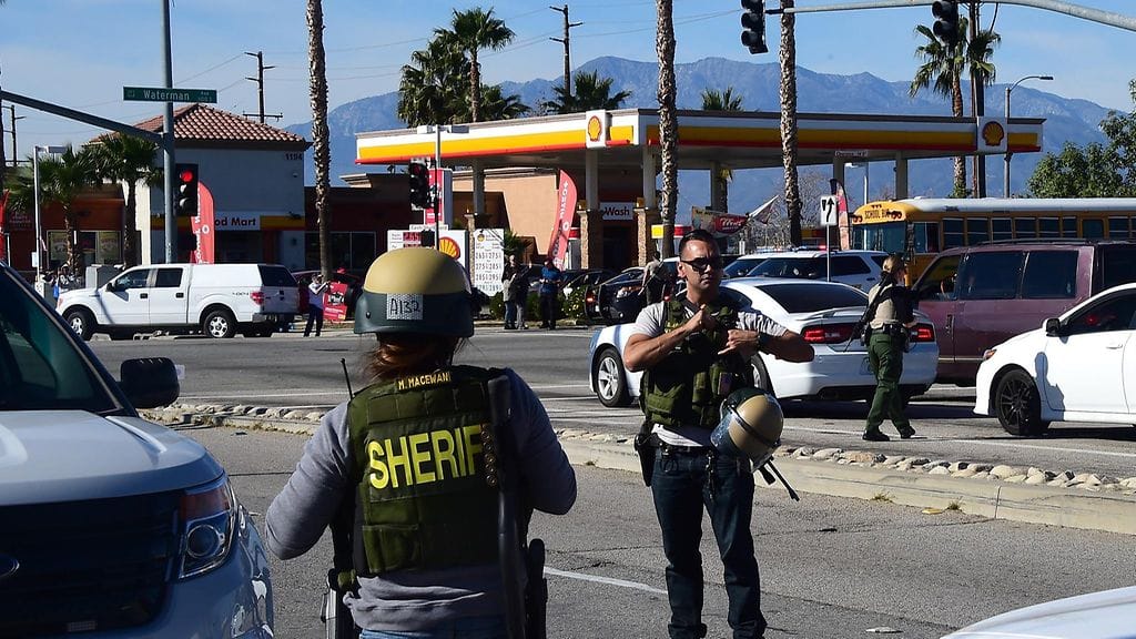 Joukkoampumista tutkitaan terroritekona.