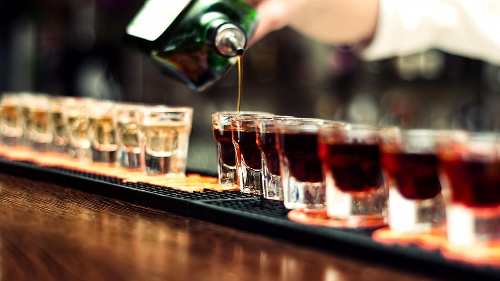 Baaritiskiltä ei periaatteessa saa tilata kerrallaan kuin yhden juoman.