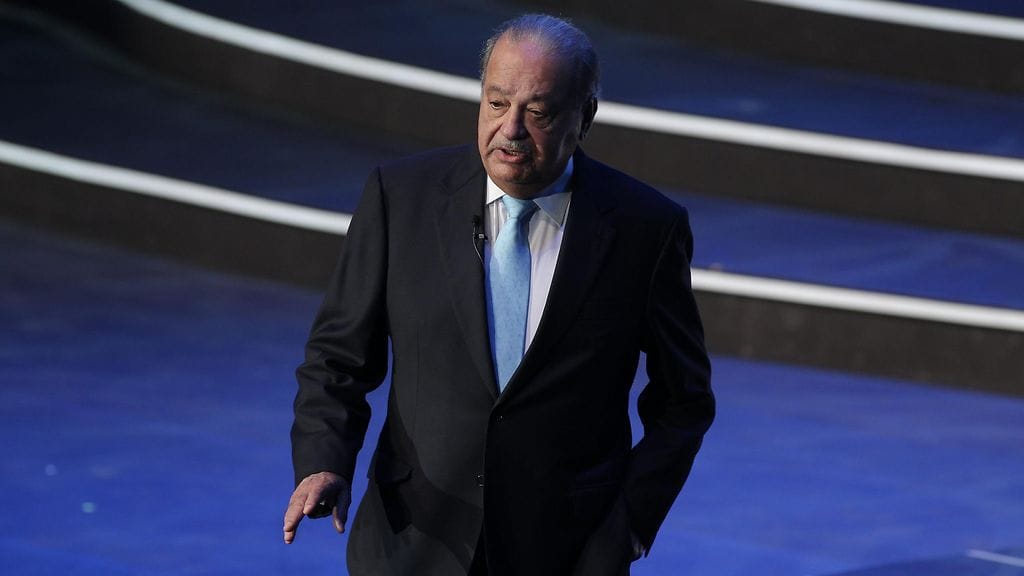 Meksikolaismiljardööri Carlos Slim ei aio seurata Zuckerbergin esimerkkiä.