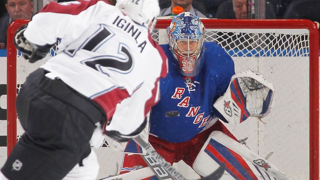 Antti Raanta pysäytti Jarome Iginlan yrityksen.