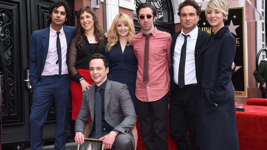 Rillit huurussa -sarjan tähtinäyttelijät Hollywoodin Walk of Famella vuonna 2016.