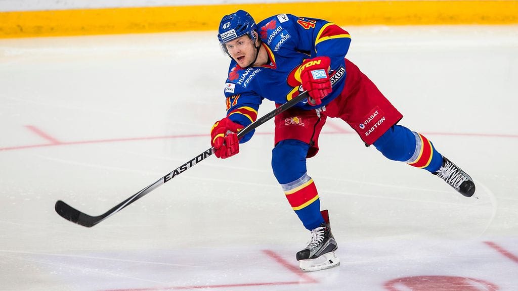 Ville Lajunen alusti Jokerien molemmat maalit avauserässä (arkistokuva).