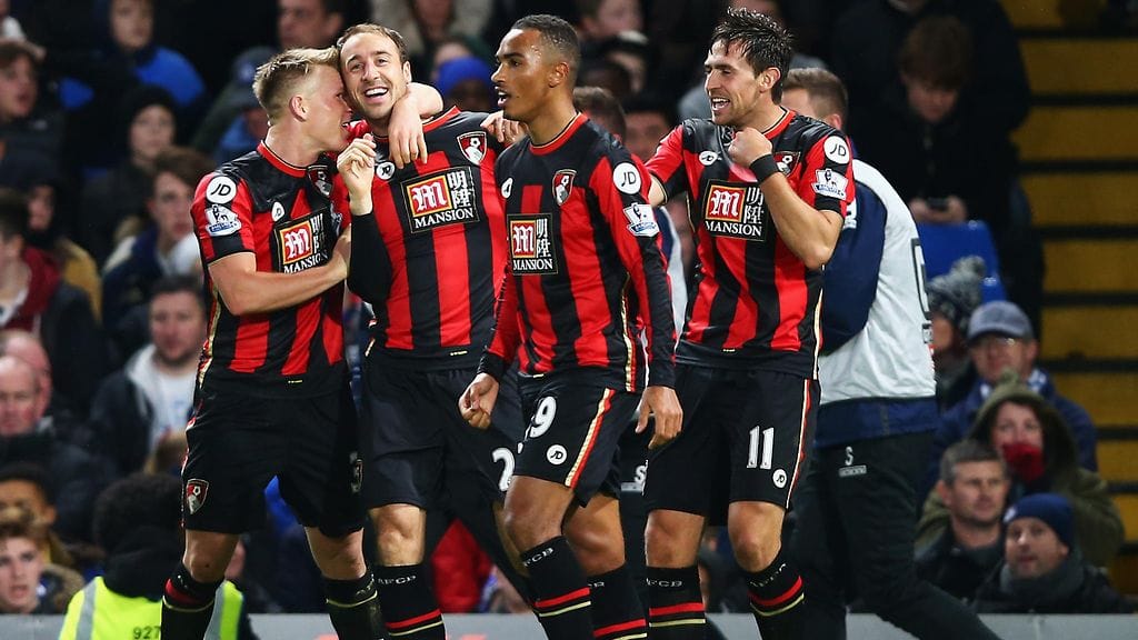 Glenn Murray (2. vas) teki Bournemouthin voittomaalin.